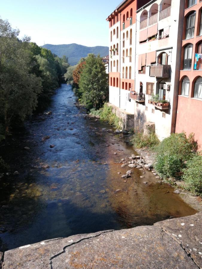 Apartament Turistic Campdevanol Exterior photo