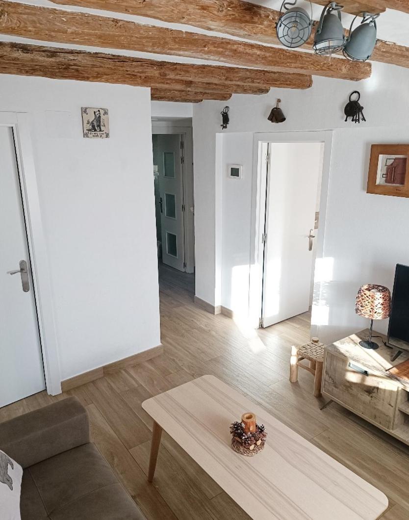 Apartament Turistic Campdevanol Exterior photo